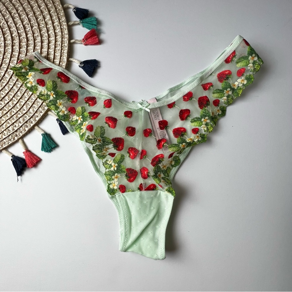 Victoria's Secret Strawberry Embroidery Brazilian Panty Green Medium NEW